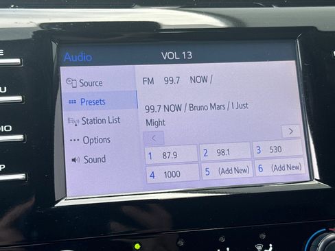 Used 2019 Toyota Camry LE image 24