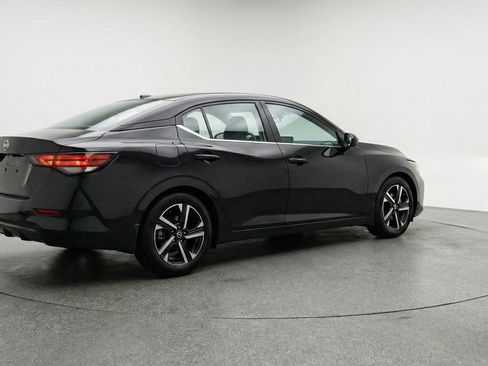 Used 2025 Nissan Sentra SV image 9