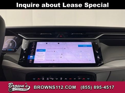 Used 2026 Jeep Cherokee Limited image 29