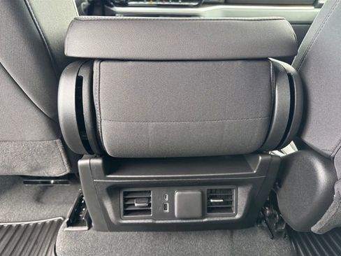 New 2026 GMC Sierra 1500 Elevation image 12