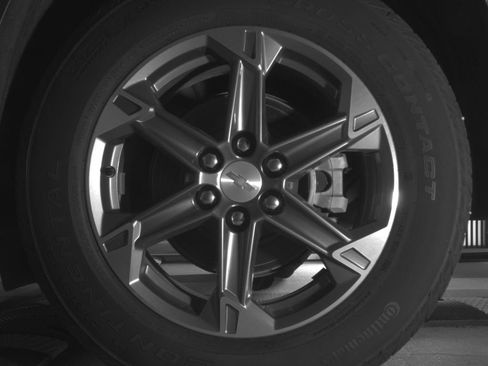 Used 2024 Chevrolet Blazer LT FWD image 12