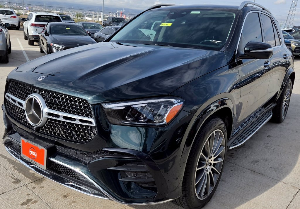 Used 2025 Mercedes-Benz GLE 350 4MATIC image 2