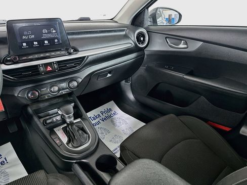 Used 2020 Kia Forte LXS FWD image 21