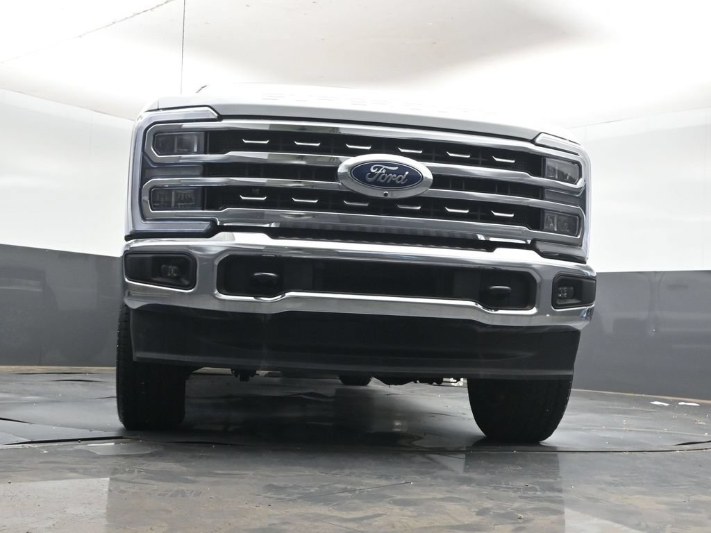 Used 2023 Ford F250 Lariat w/ FX4 Off-Road Package AWD/4WD image 33