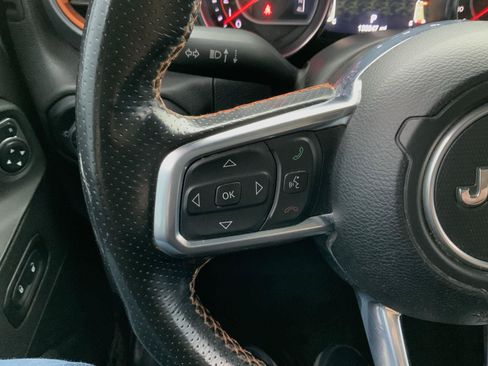 Used 2021 Jeep Gladiator Mojave AWD/4WD image 28
