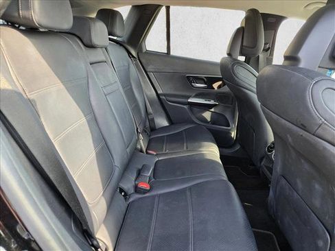 Used 2023 Mercedes-Benz GLC 300 GLC 300 image 19