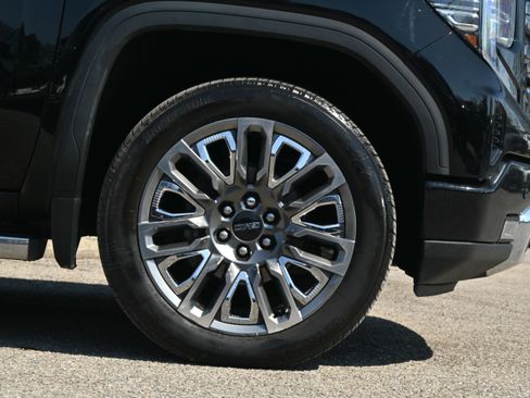 Used 2023 GMC Sierra 1500 Denali Ultimate image 24