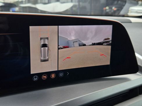 Certified 2026 Cadillac Vistiq Sport w/ LPO, Floor Liner Package image 20