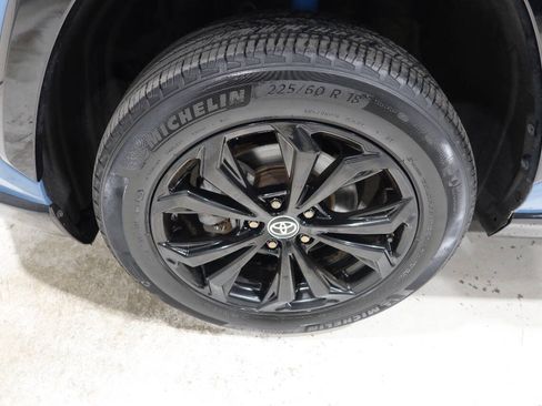 Used 2022 Toyota RAV4 XSE AWD/4WD image 10