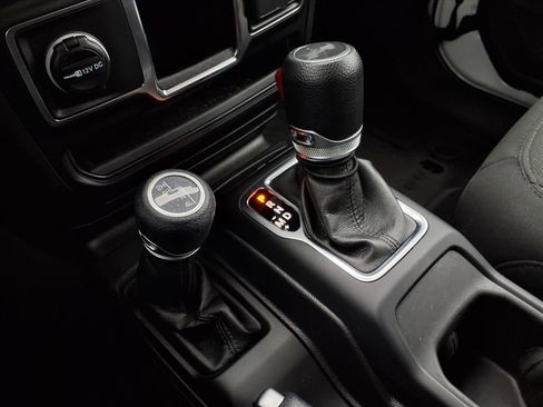 Used 2023 Jeep Wrangler Sport image 25