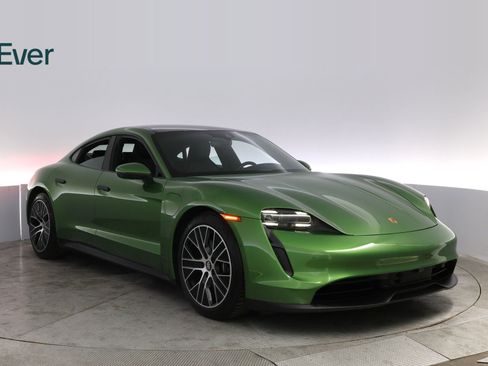 Used 2023 Porsche Taycan w/ Premium Package RWD image 12