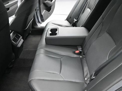 Used 2025 Honda Accord Touring image 16
