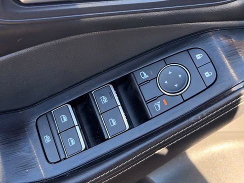 Certified 2023 Nissan Rogue SV w/ SV Premium B Package FWD image 21