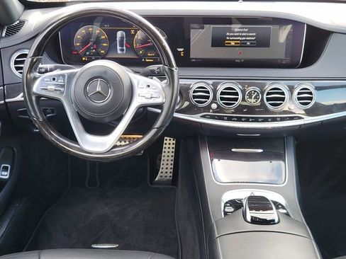 Used 2019 Mercedes-Benz S 560 Sedan image 21