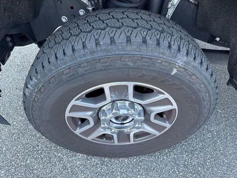 Used 2023 Ford F350 Lariat w/ Lariat Ultimate Package image 27