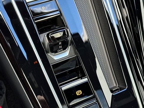 New 2026 Volkswagen GTI SE image 21