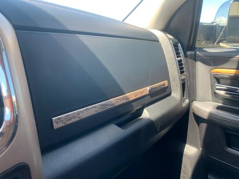 Used 2016 RAM 1500 Laramie Longhorn w/ Convenience Group AWD/4WD image 32