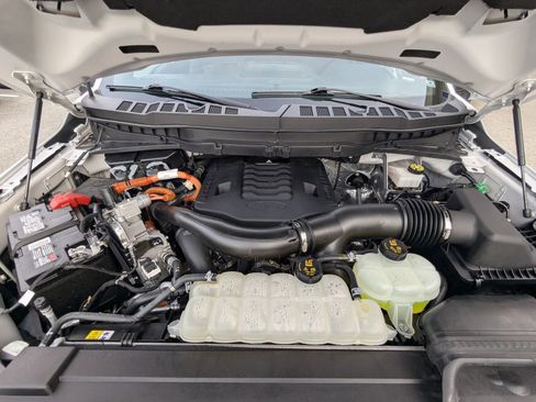 Certified 2023 Ford F150 XLT w/ Equipment Group 302A High image 11