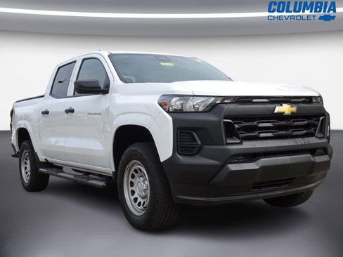 Used 2024 Chevrolet Colorado W/T RWD image 8