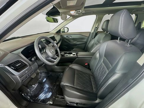 Certified 2023 Nissan Rogue Platinum AWD/4WD image 29
