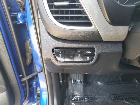 Used 2022 Kia Seltos LX image 25