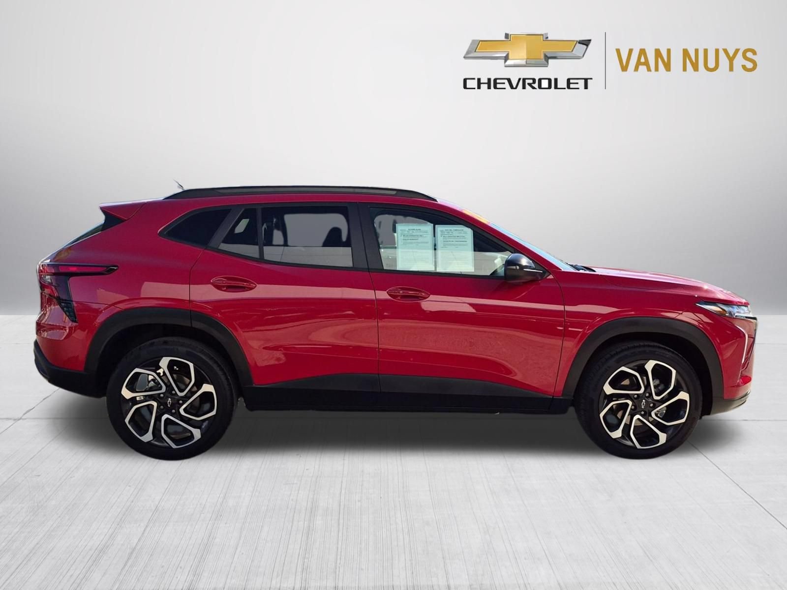 Used 2026 Chevrolet Trax RS w/ Driver Confidence Package FWD image 4