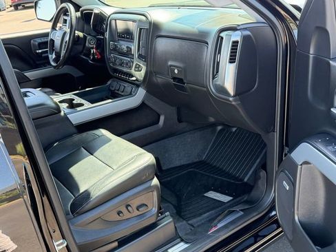 Used 2018 Chevrolet Silverado 1500 LTZ Z71 w/ Redline Edition AWD/4WD image 25