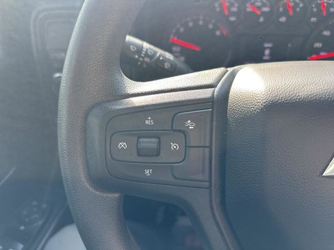 Used 2022 Chevrolet Silverado 1500 Custom image 17