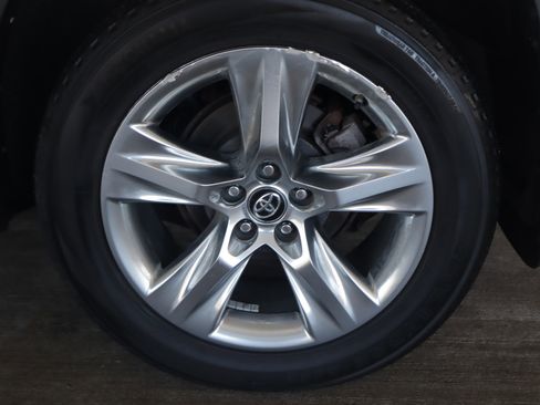 Used 2016 Toyota Highlander Limited image 20