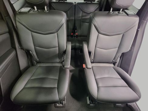 Certified 2025 Cadillac XT6 Premium Luxury image 23