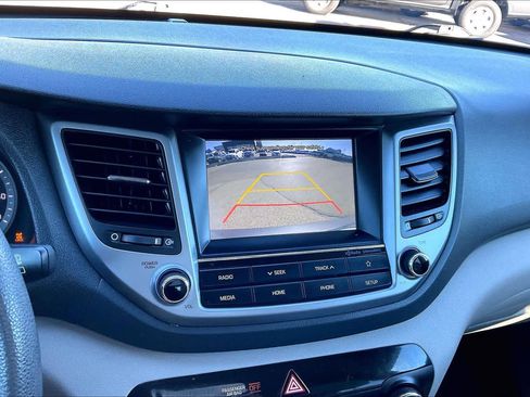 Used 2018 Hyundai Tucson SEL image 25