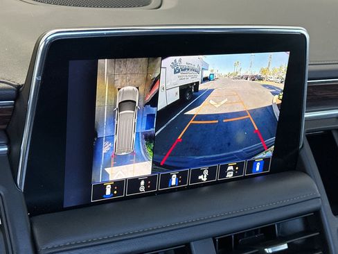 Used 2024 Chevrolet Tahoe High Country w/ Premium Package image 26