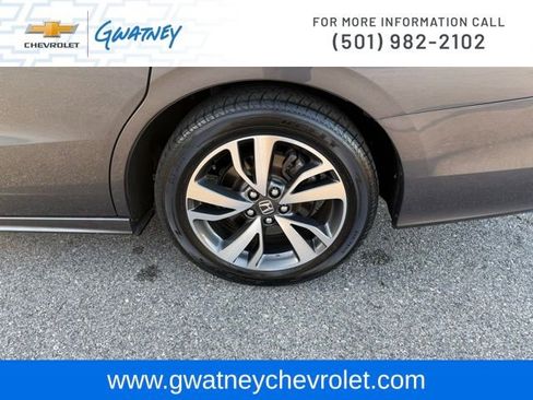 Used 2023 Honda Odyssey Touring image 10