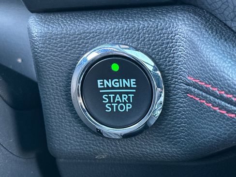 Used 2024 Ford Expedition Limited image 36