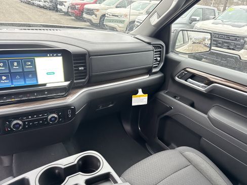 New 2026 Chevrolet Silverado 1500 RST w/ LPO, Dark Essentials Package image 17