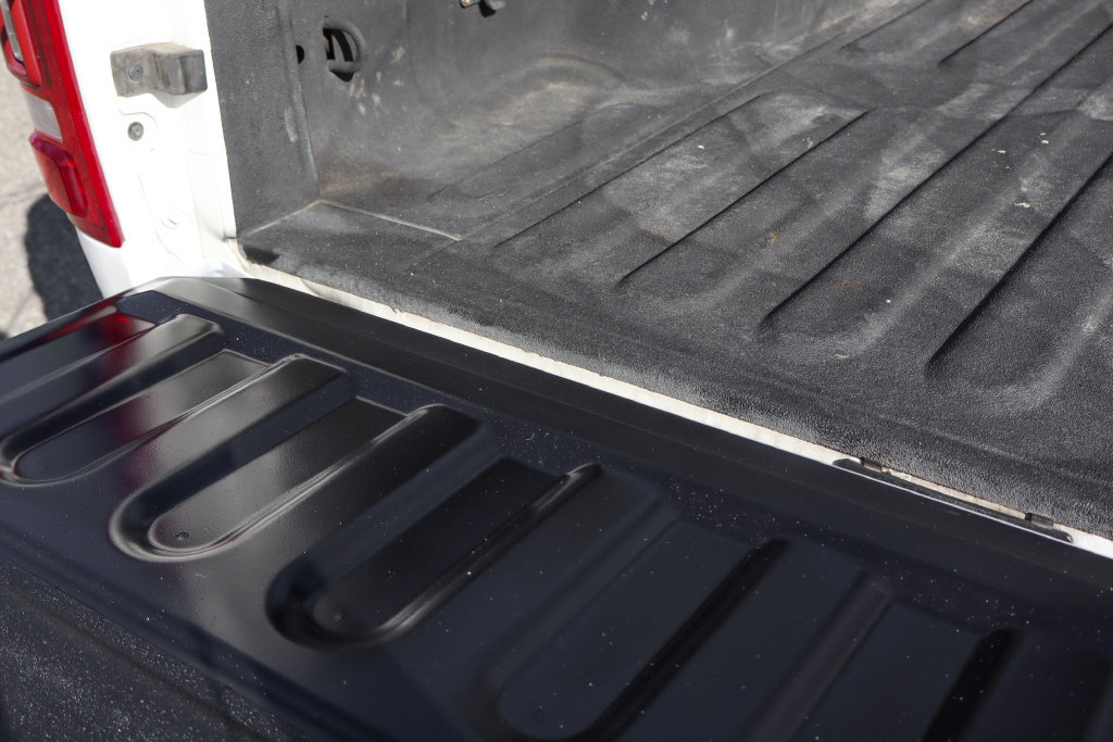 Used 2021 RAM 2500 Laramie w/ Safety Group AWD/4WD image 9