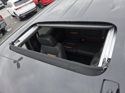 New 2026 GMC Sierra 1500 AT4 w/ AT4 Premium Package image 3