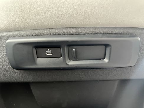 Used 2023 BMW X5 xDrive40i w/ Premium Package AWD/4WD image 41