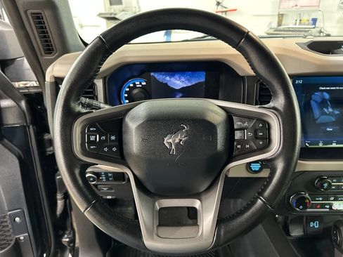 Certified 2023 Ford Bronco Wildtrak AWD/4WD image 16