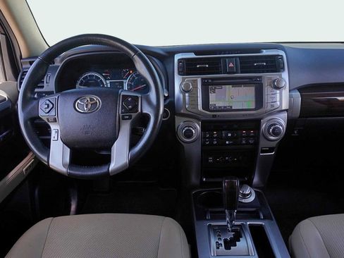 Used 2016 Toyota 4Runner Limited image 17