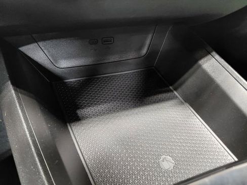 Used 2025 Chevrolet Equinox LT image 27