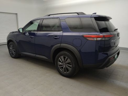 Used 2022 Nissan Pathfinder SV FWD image 3