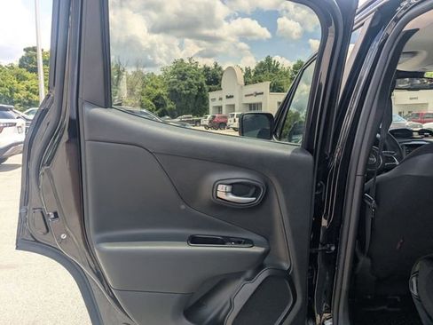 Used 2023 Jeep Renegade Trailhawk w/ Trailer Tow Group AWD/4WD image 24
