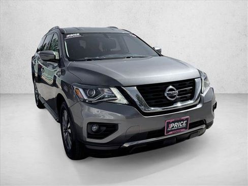 Used 2019 Nissan Pathfinder SV AWD/4WD image 3