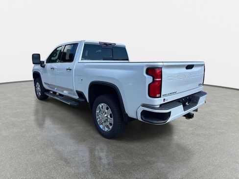 Used 2024 Chevrolet Silverado 3500 High Country w/ Technology Package AWD/4WD image 6