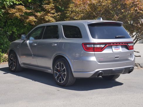 Used 2021 Dodge Durango SRT Hellcat w/ Technology Group AWD/4WD image 22