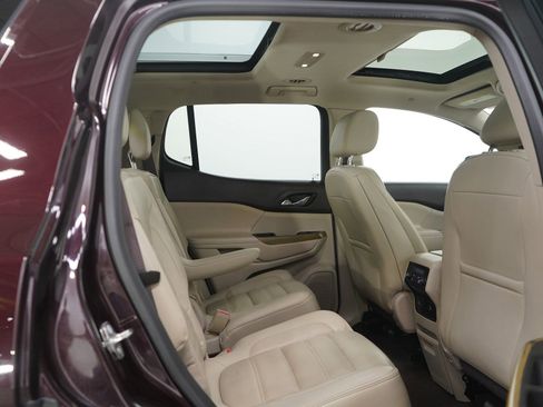 Used 2018 GMC Acadia Denali w/ Technology Package image 13