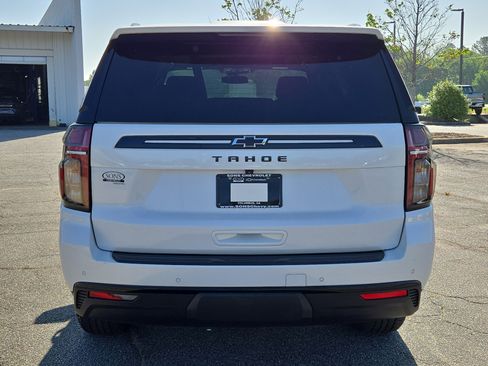 Used 2024 Chevrolet Tahoe Z71 w/ Luxury Package AWD/4WD image 10