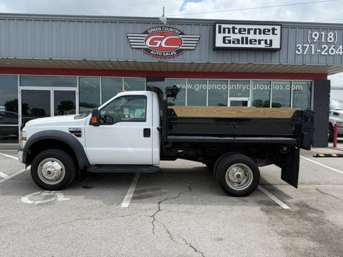 Used 2009 Ford F550 4x4 Regular Cab Super Duty image 10