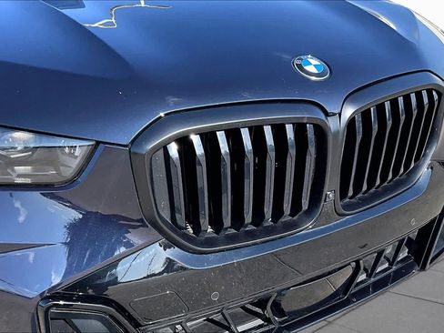 Used 2025 BMW X5 sDrive40i w/ M Sport Package RWD image 28